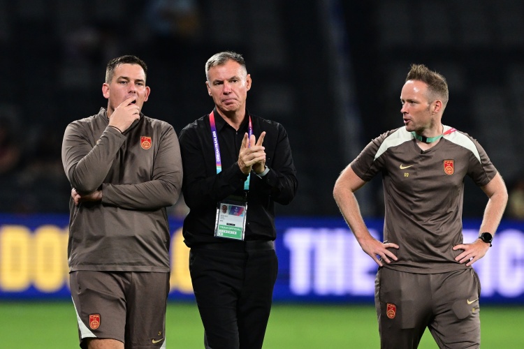 社区互动-马德兴：米利西奇去留仍未有定论 获世界杯入场券已有交代